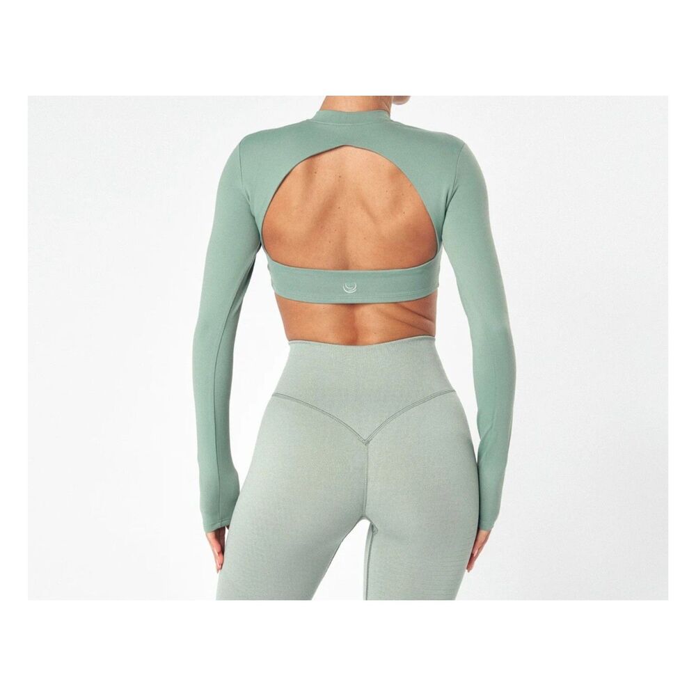 NEW Lazuli Label Open back long sleeve